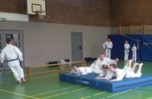 Spezial 1g - Bild zum Beitrag "Spezialtraining mit Angrillen"